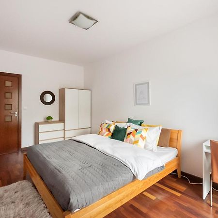 Wola Sunset Apartment Free Parking Varşova Dış mekan fotoğraf
